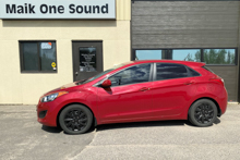 2015 Hyundai Elantra GT with professional window tint in North Bay